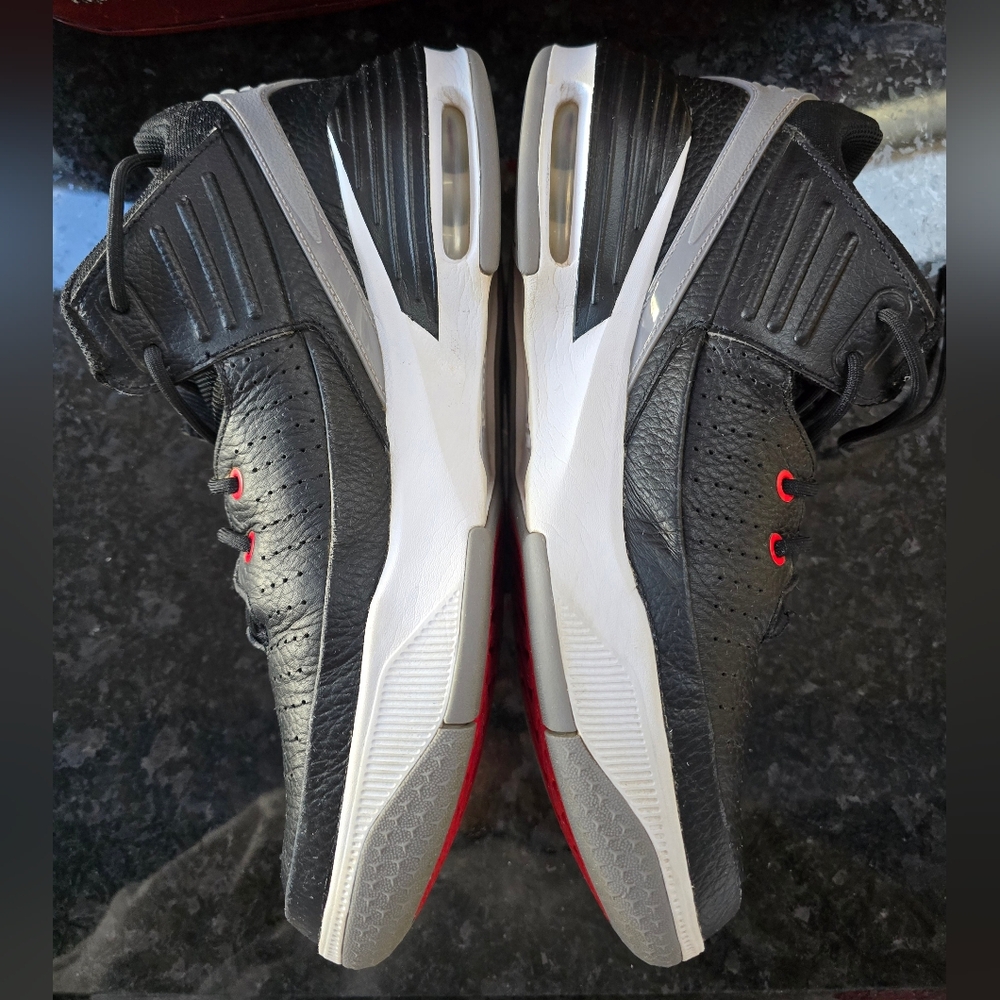 Jordan Max Aura 5 (Black/White/Grey mens 10.5 - Picture 10 of 11
